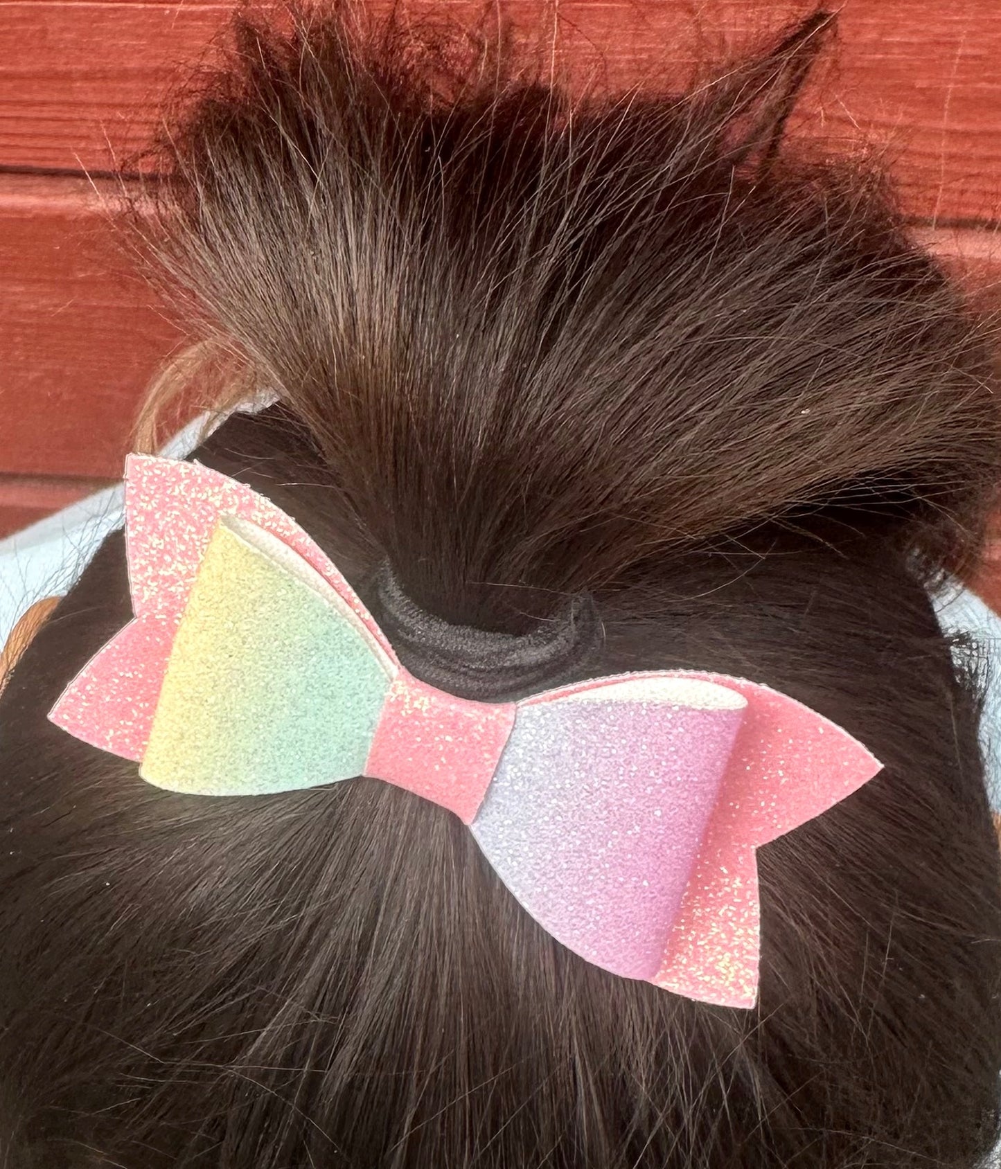 Pastel ombre on pink glitter bow