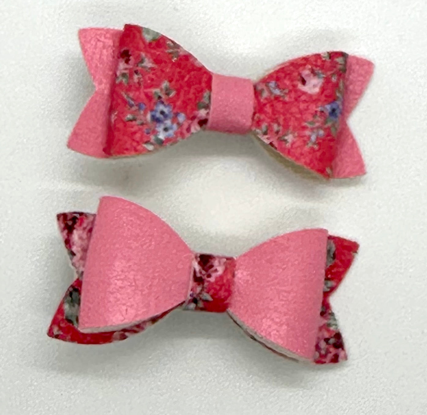 Red and pink floral 2pcs mini bows