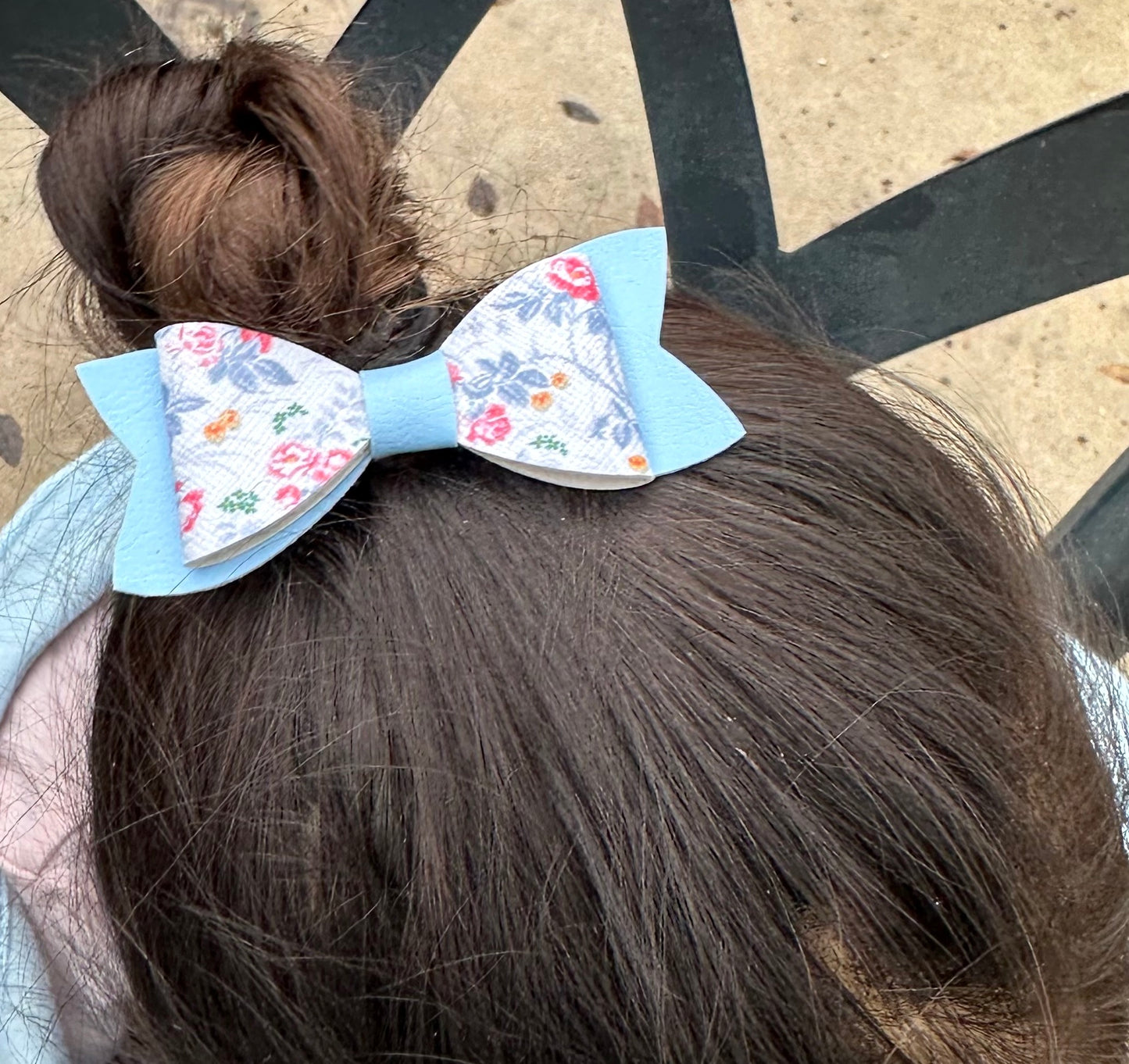 Roses on pastel blue bows