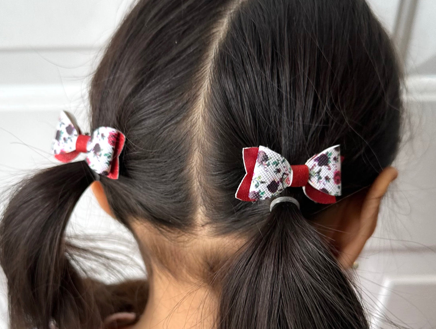 Red Floral Rose 2pcs mini hair bows on alligator clips