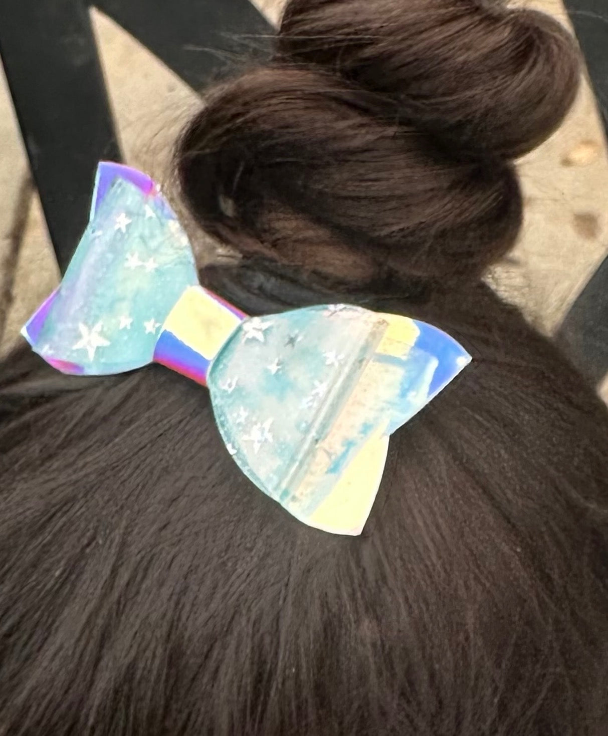 Holographic star bow