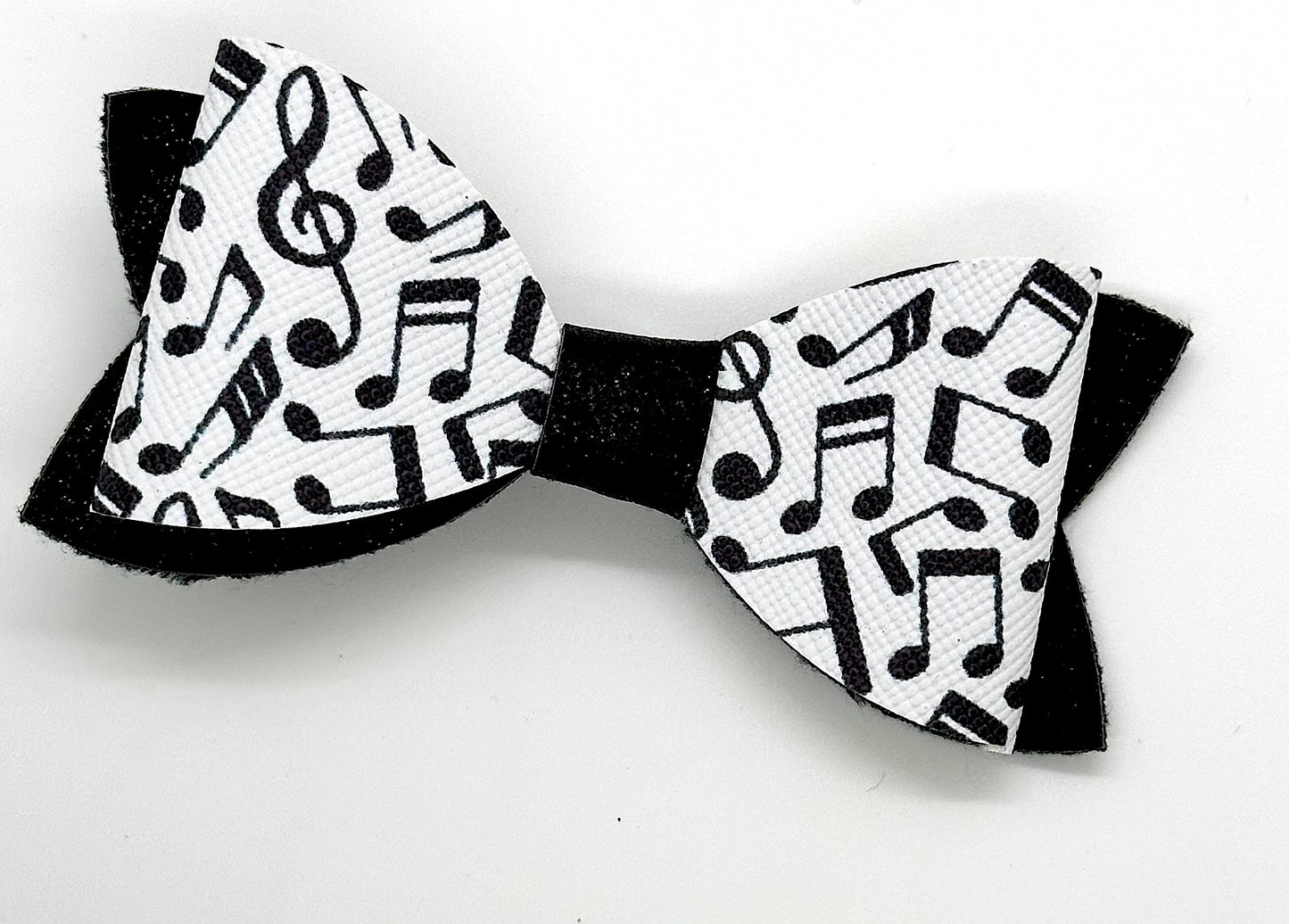 Black and white musical notes bow