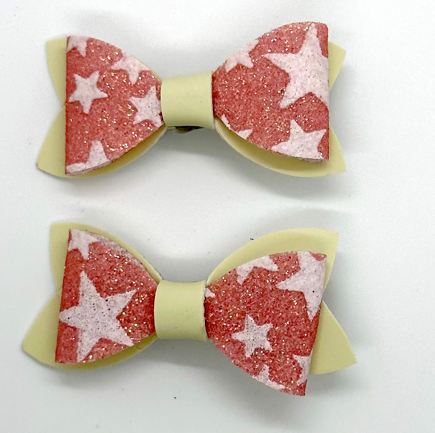 Pink with stars Glow in the dark 2pcs mini bows