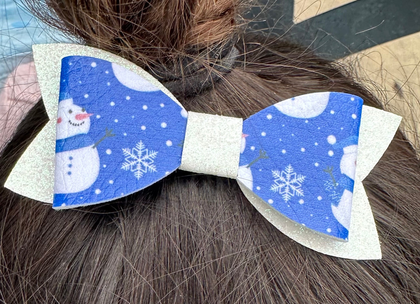 Blue Snowman hairbow