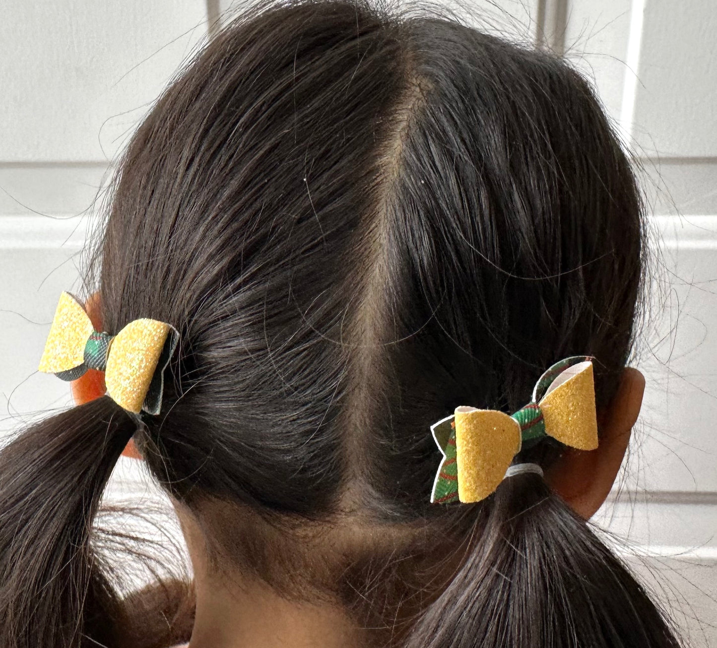 Yellow on black with Christmas trees 2 pcs mini bows