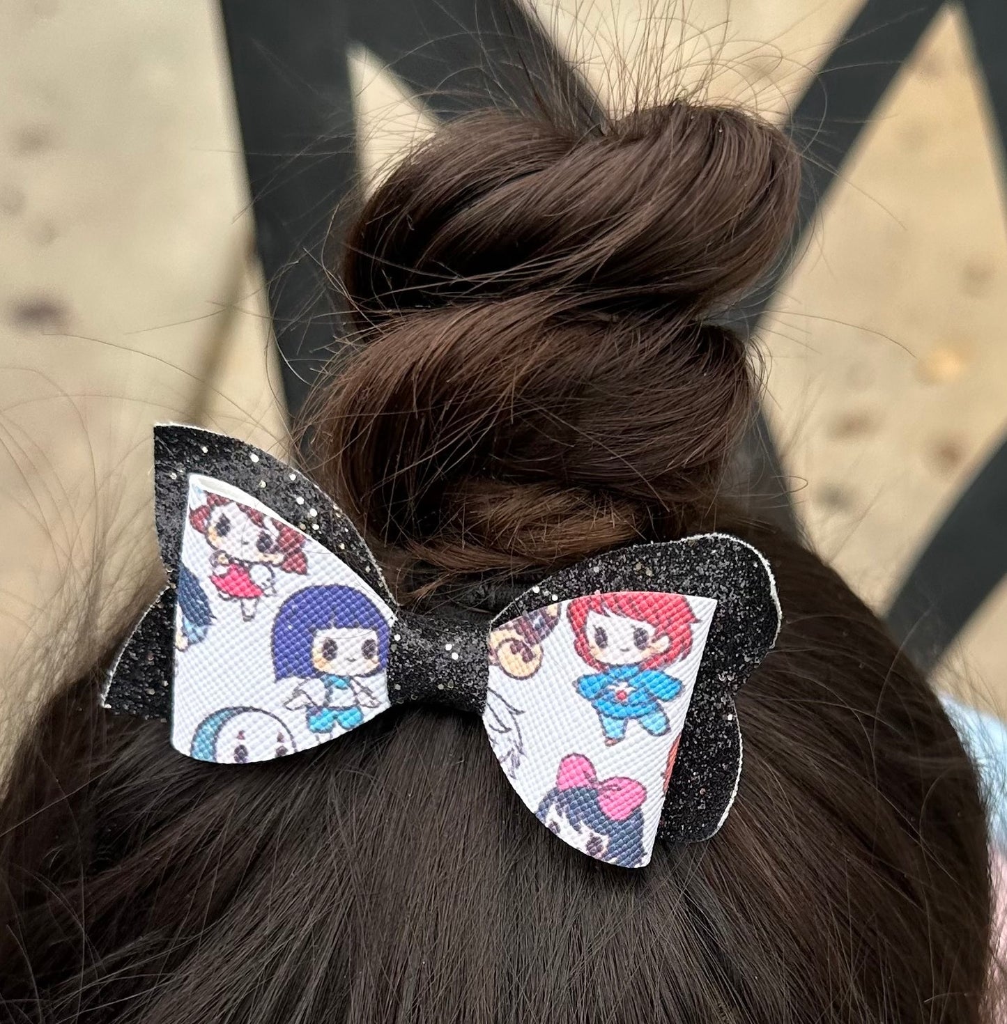 Anime character bow