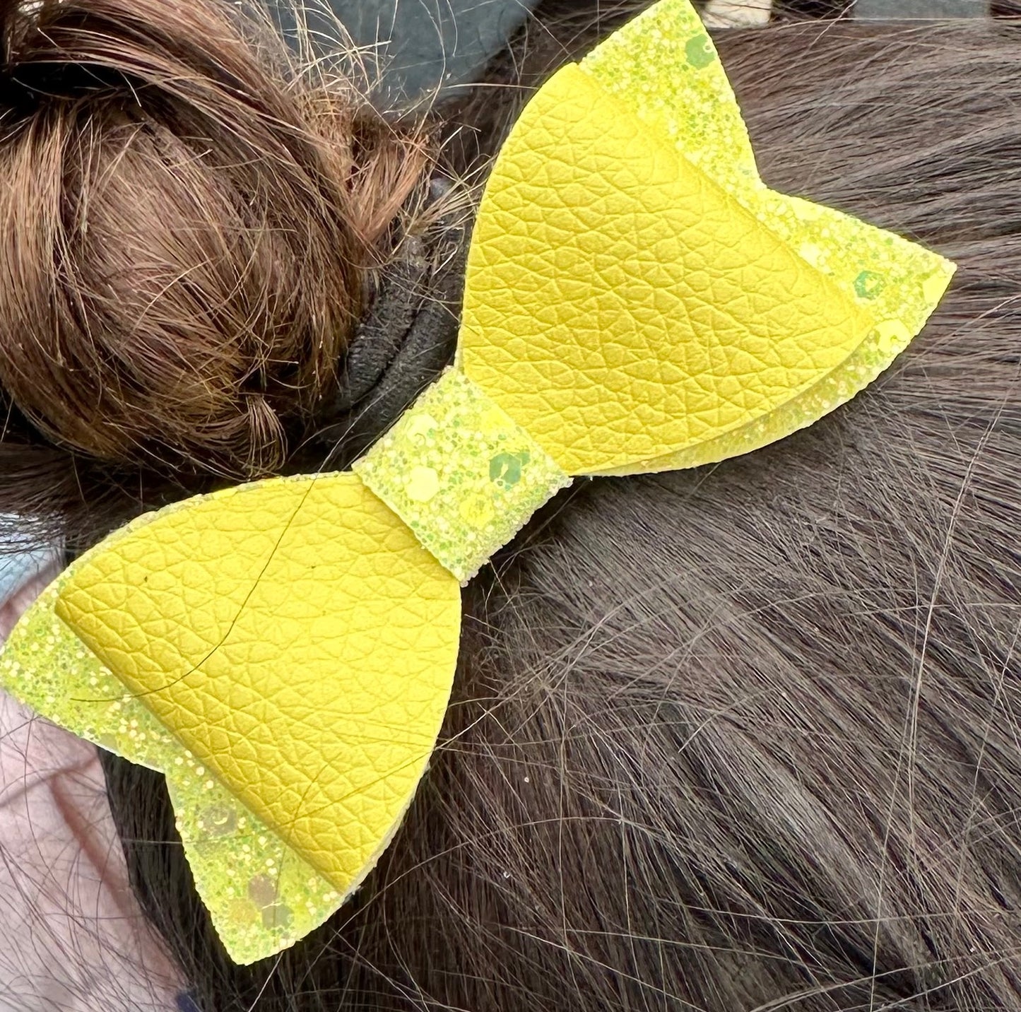 Yellow matte on glitter bow